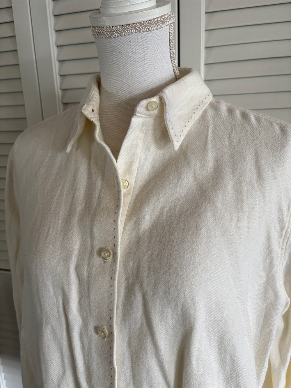 Lands End Portuguese Flannel Shirt Women’s Cotton Button Up Ivory Cream Size 2X - Picture 3 of 10